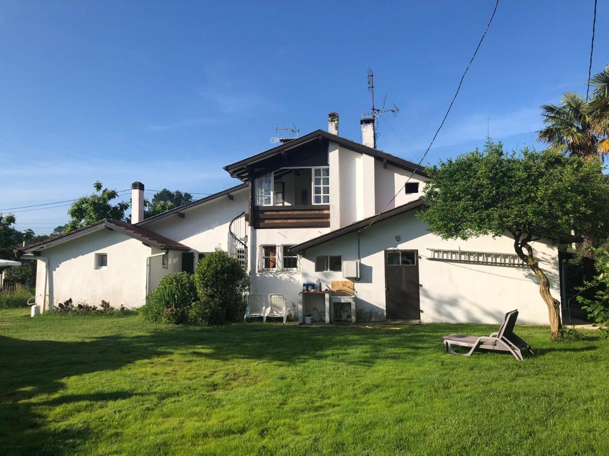 Villa Orcas Леон Екстериор снимка