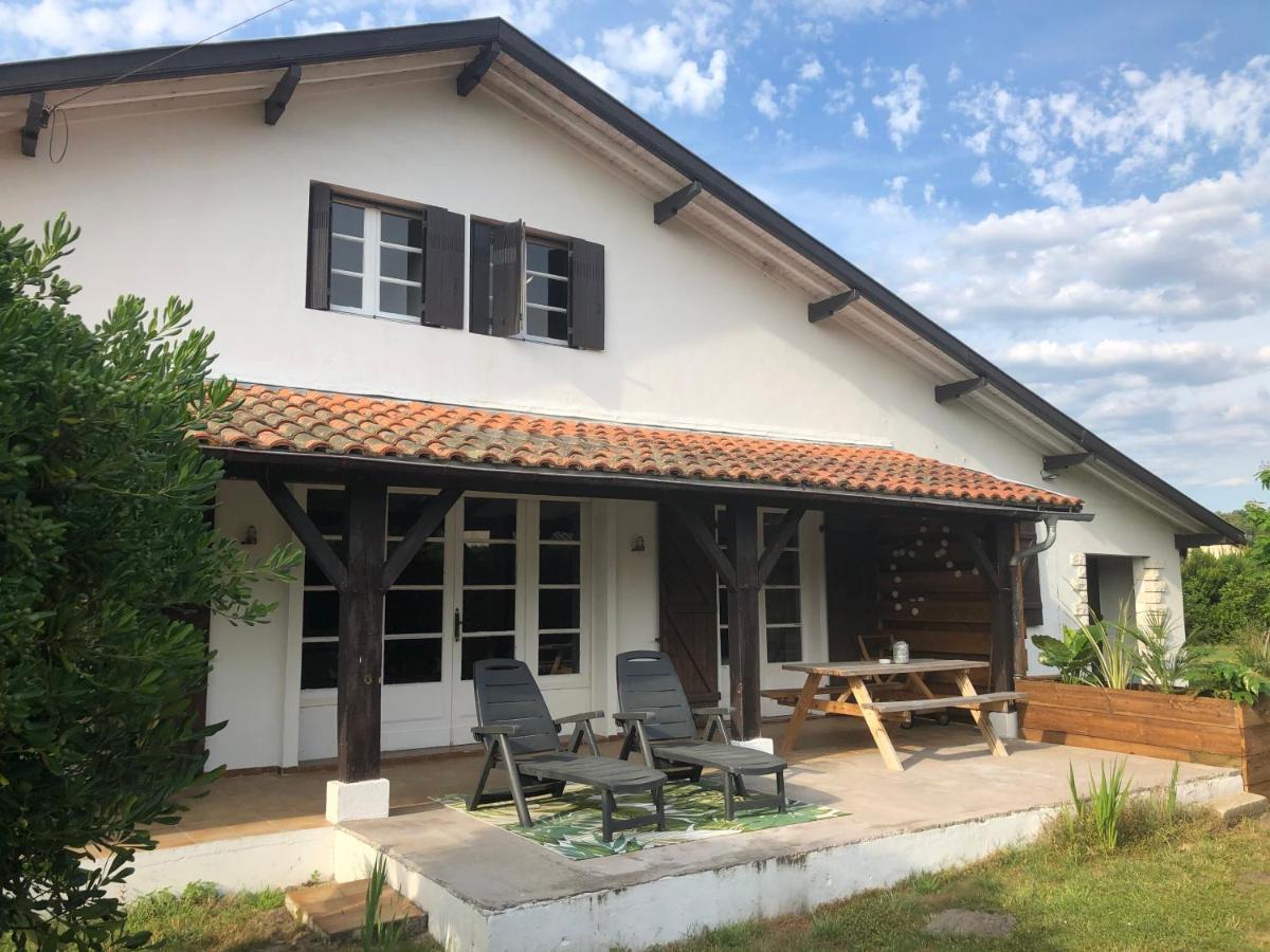 Villa Orcas Леон Екстериор снимка